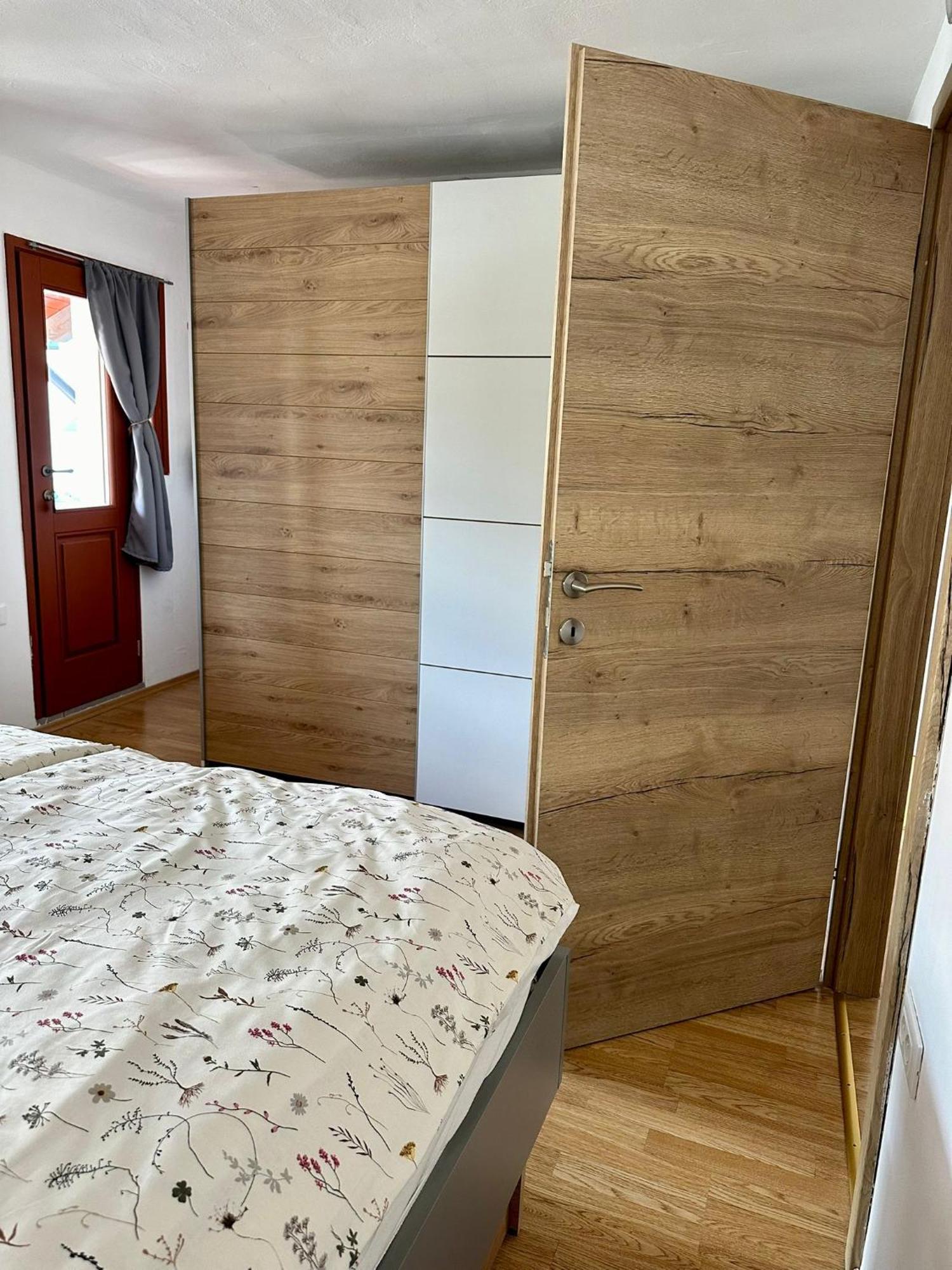 Hisa Rejmr With Private Parking Villa Kobarid Exterior photo